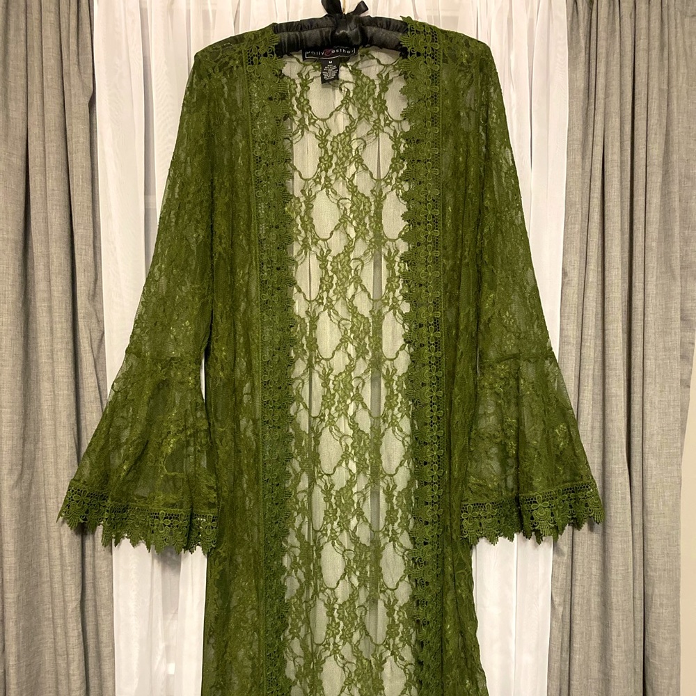 Dark green Lace Shaw Cover